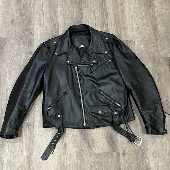 Harley-Davidson Size 48 Made in USA Genuine Leather Classic Biker Jacket VTG EUC - Picture 1 of 12